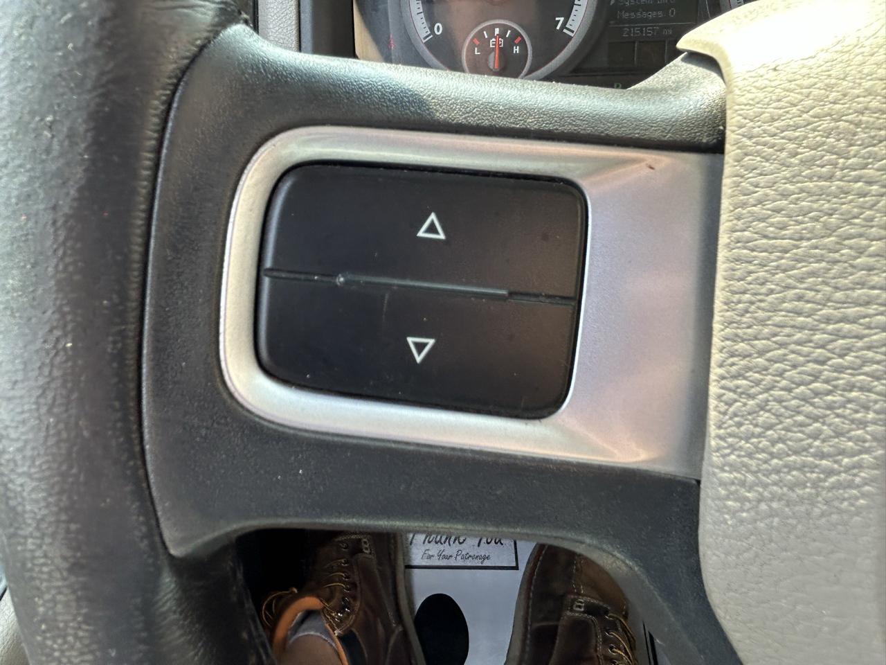 Dodge Ram 1500 4WD Quad Cab 140.5" SLT 2009