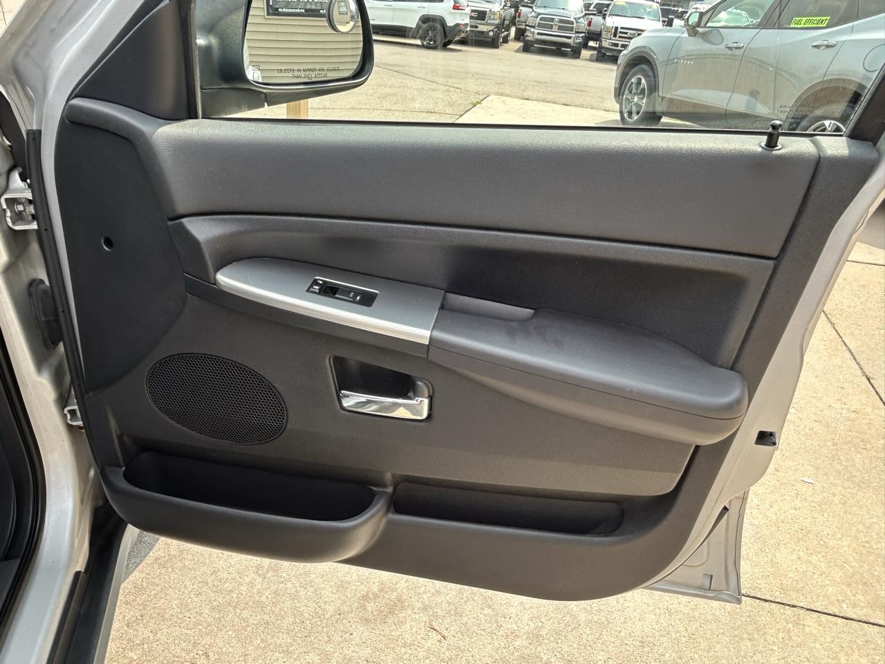 Jeep Grand Cherokee 4WD 4dr Laredo 2009