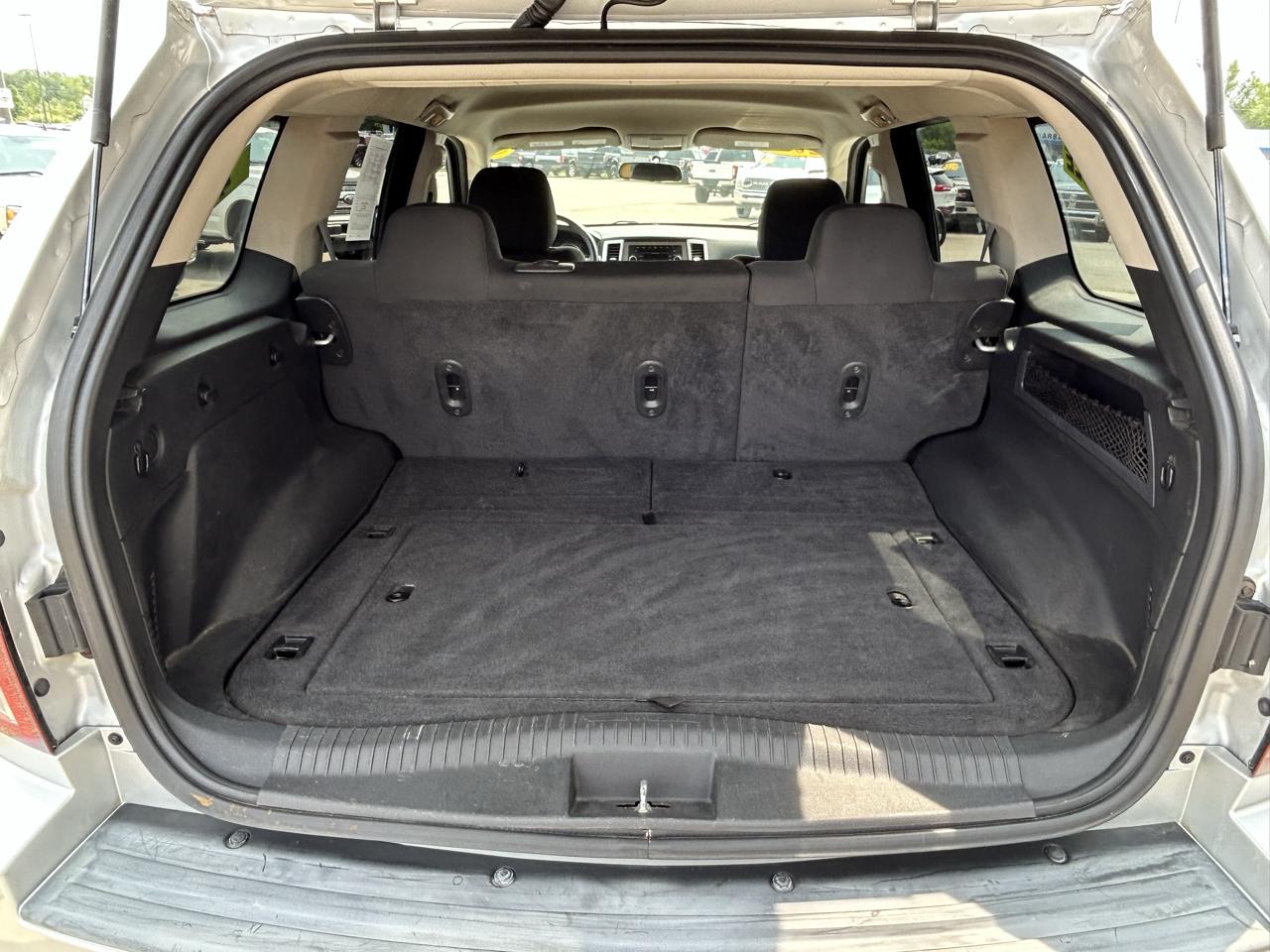Jeep Grand Cherokee 4WD 4dr Laredo 2009