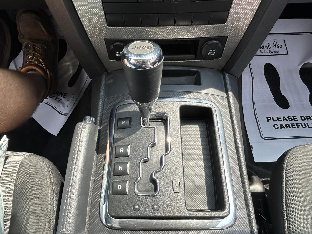 Jeep Grand Cherokee 4WD 4dr Laredo 2009