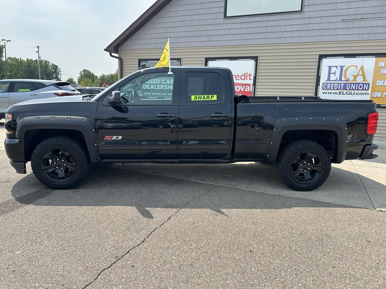 Chevrolet Silverado 1500 4WD Double Cab 143.5" LT w/2LT 2017