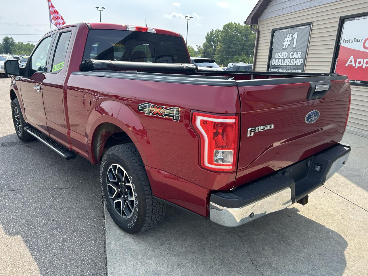 Ford F-150 4WD SuperCab 145" XLT 2015