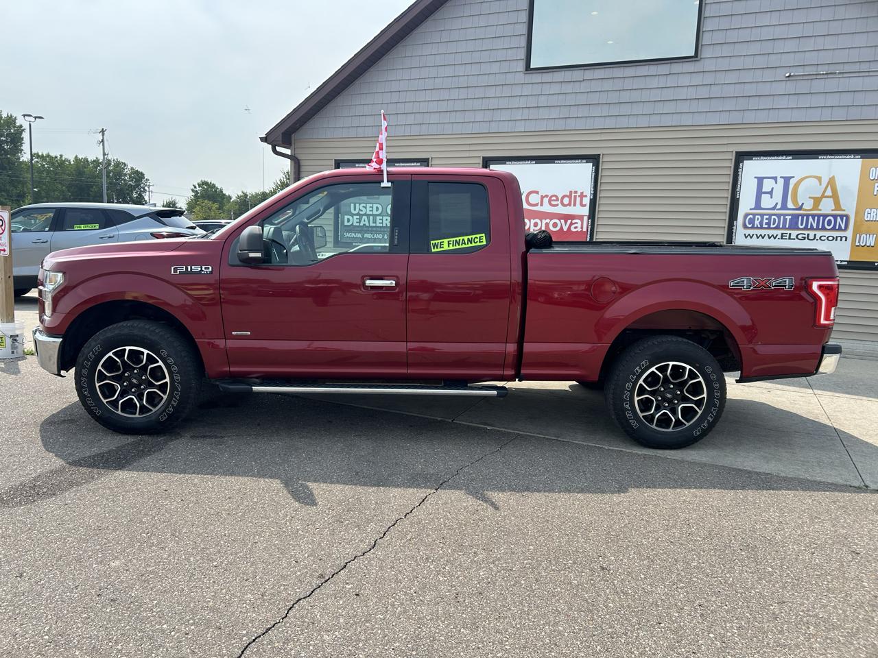 Ford F-150 4WD SuperCab 145" XLT 2015