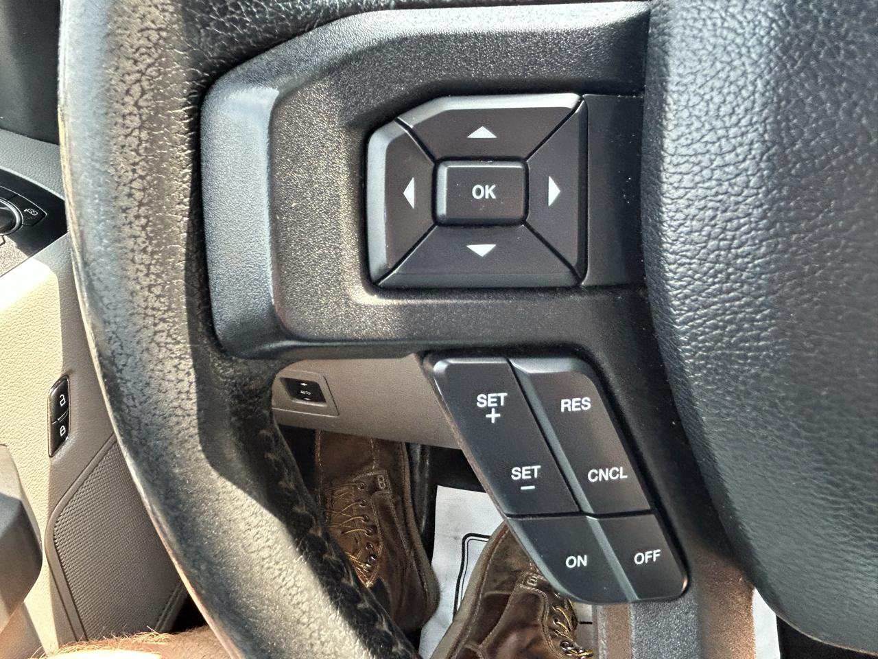 Ford F-150 4WD SuperCab 145" XLT 2015
