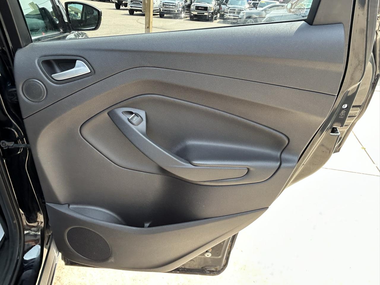 Ford Escape 4WD 4dr Titanium 2016