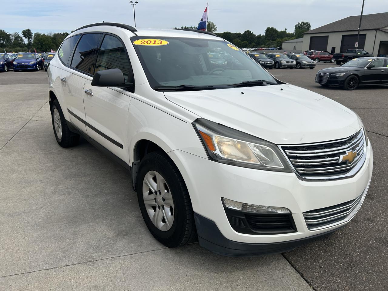 Chevrolet Traverse FWD 4dr LS 2013