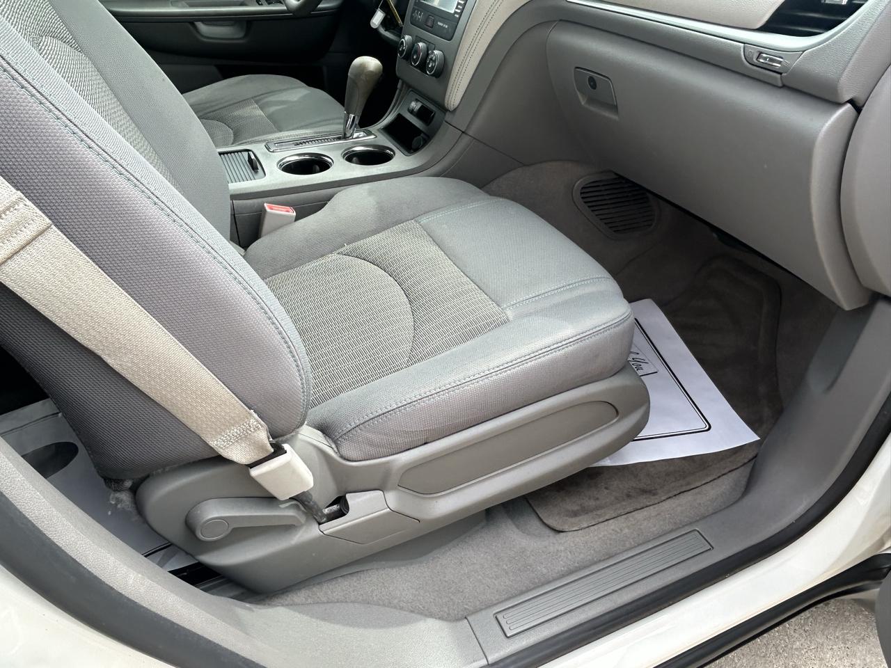 Chevrolet Traverse FWD 4dr LS 2013