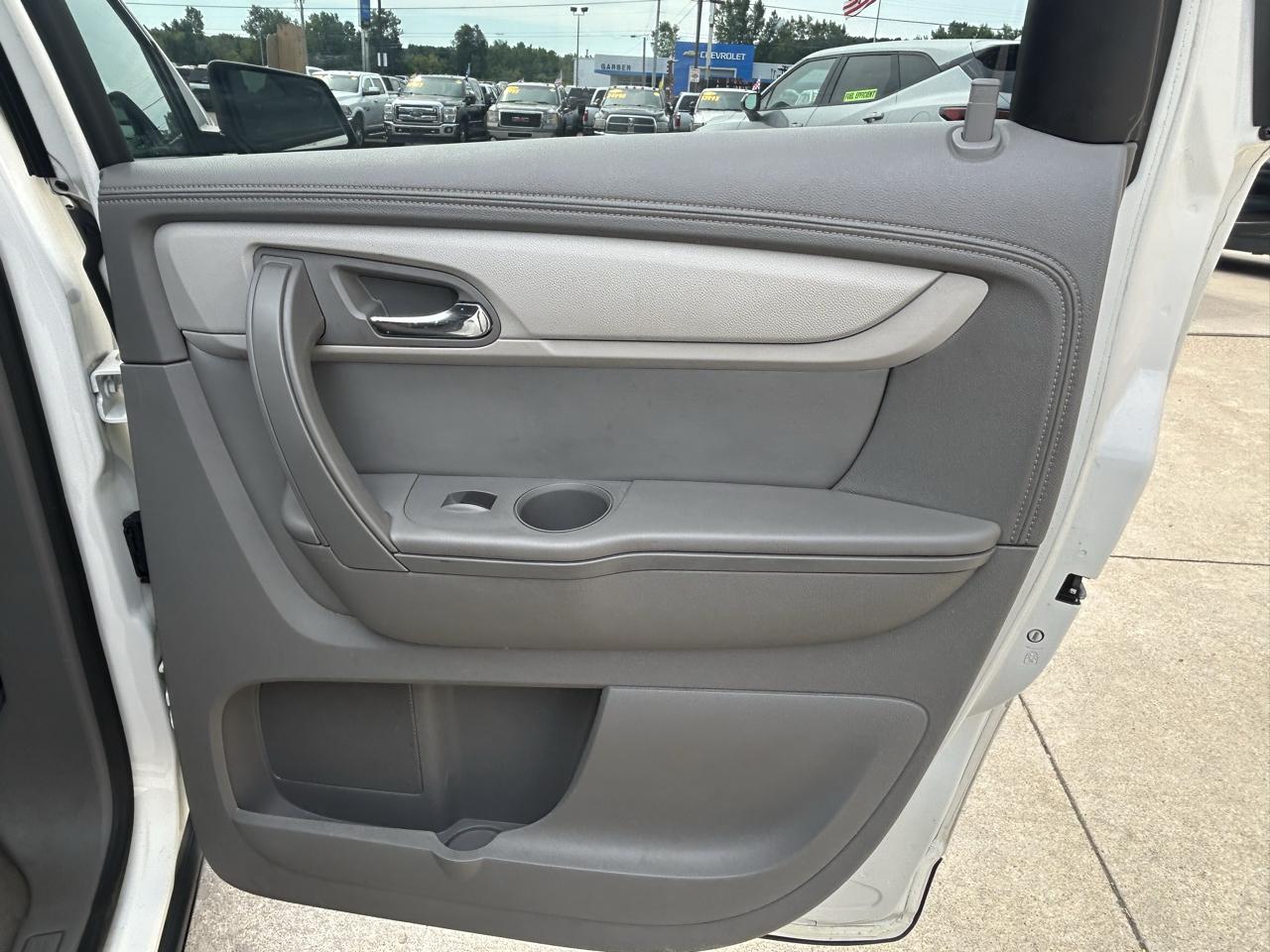 Chevrolet Traverse FWD 4dr LS 2013
