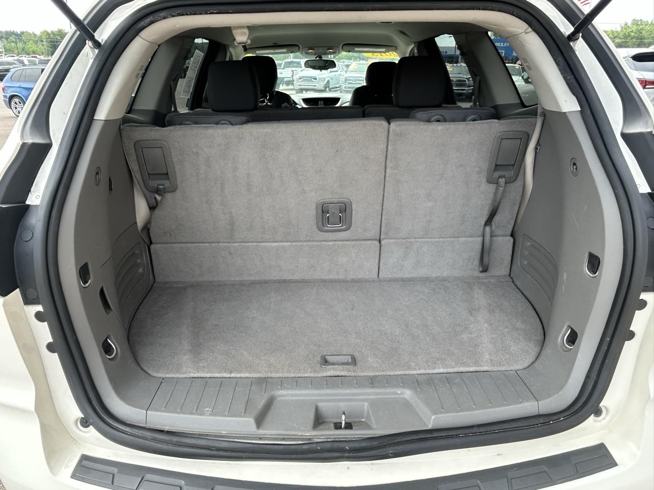 Chevrolet Traverse FWD 4dr LS 2013