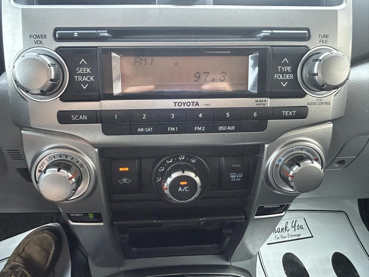 Toyota 4Runner 4WD 4dr V6 Limited (Natl) 2011