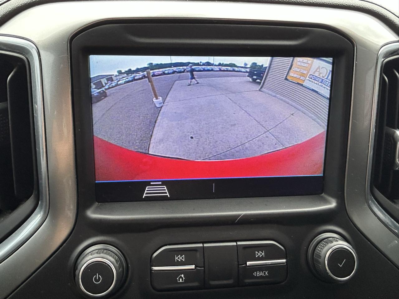 Chevrolet Silverado 1500 4WD Crew Cab 147" LT 2019