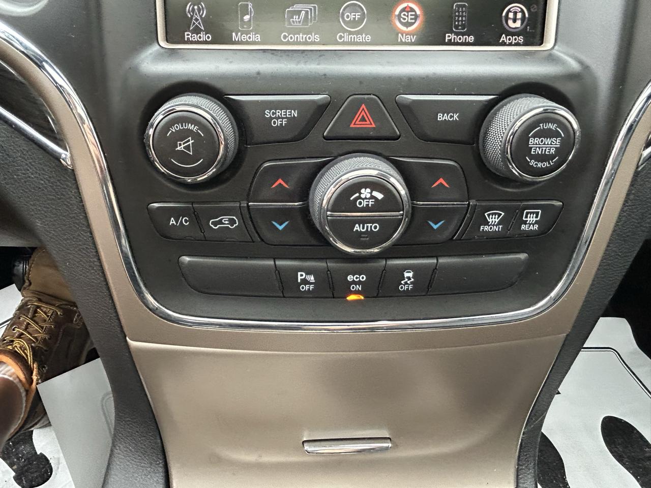 Jeep Grand Cherokee 4WD 4dr Overland 2014