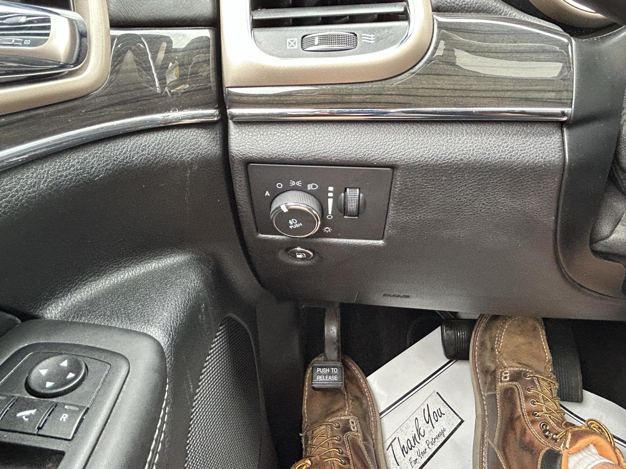 Jeep Grand Cherokee 4WD 4dr Overland 2014