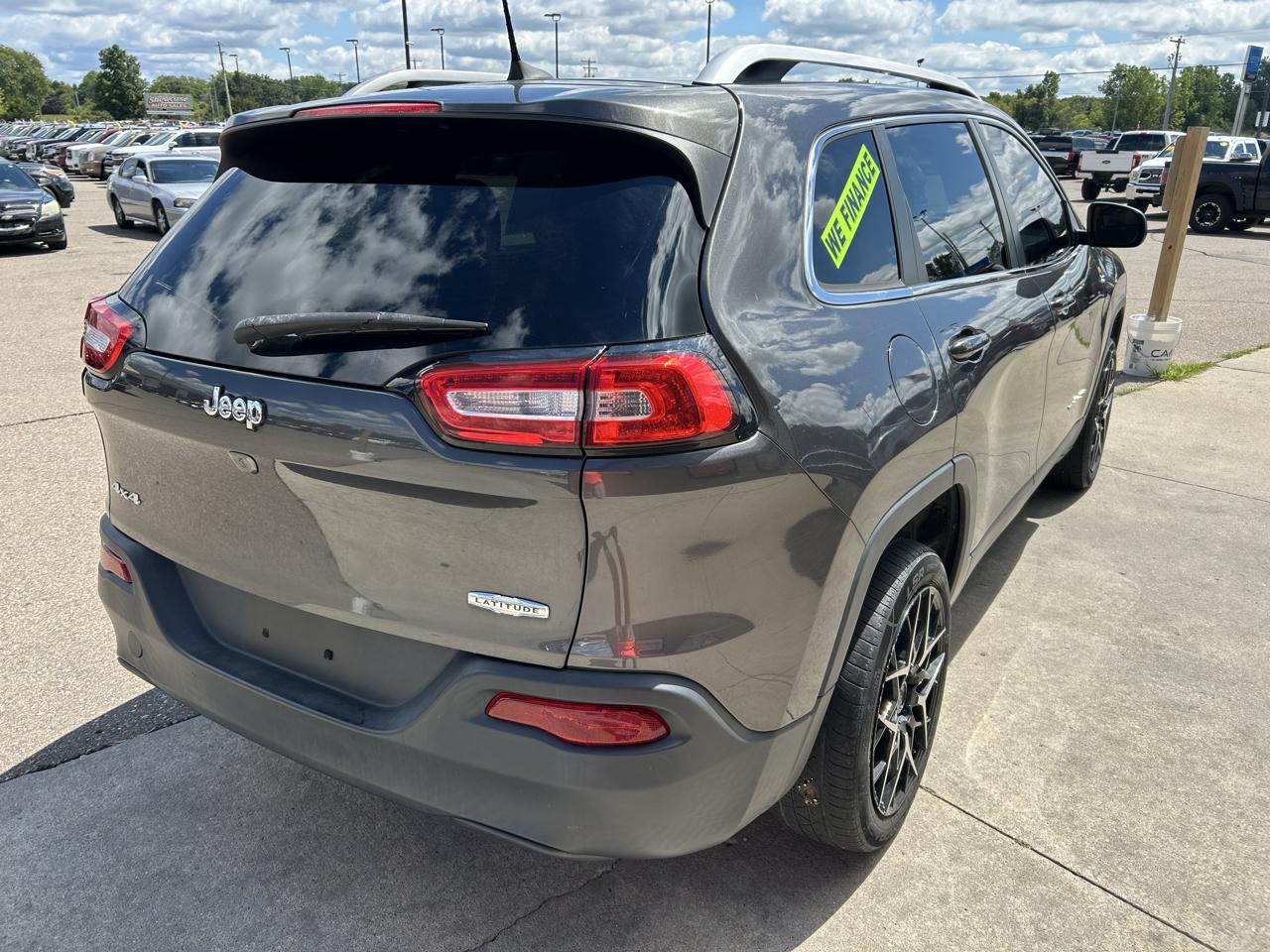 Jeep Cherokee 4WD 4dr Latitude 2016
