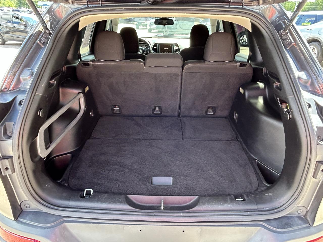 Jeep Cherokee 4WD 4dr Latitude 2016