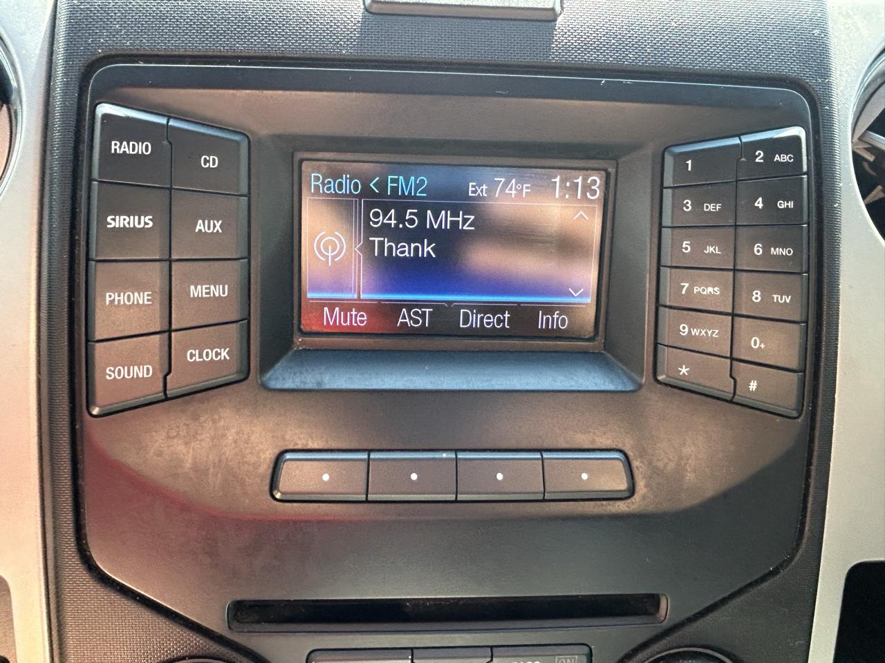 Ford F-150 4WD SuperCrew 145" Platinum 2013