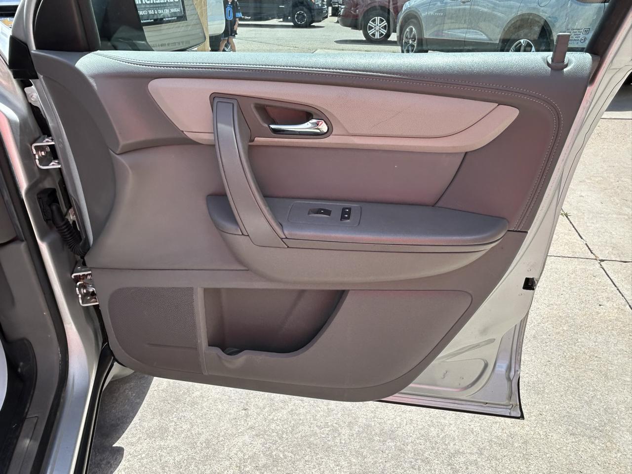 Chevrolet Traverse AWD 4dr LS 2016