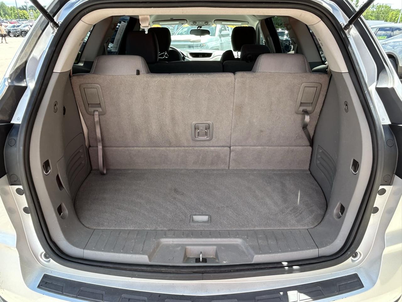 Chevrolet Traverse AWD 4dr LS 2016