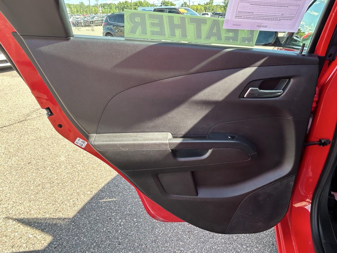 Chevrolet Sonic 5dr HB Auto LTZ 2015