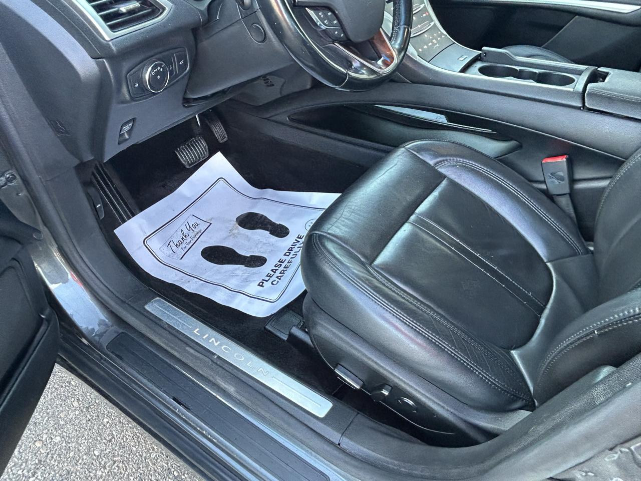 Lincoln MKZ 4dr Sdn FWD 2015