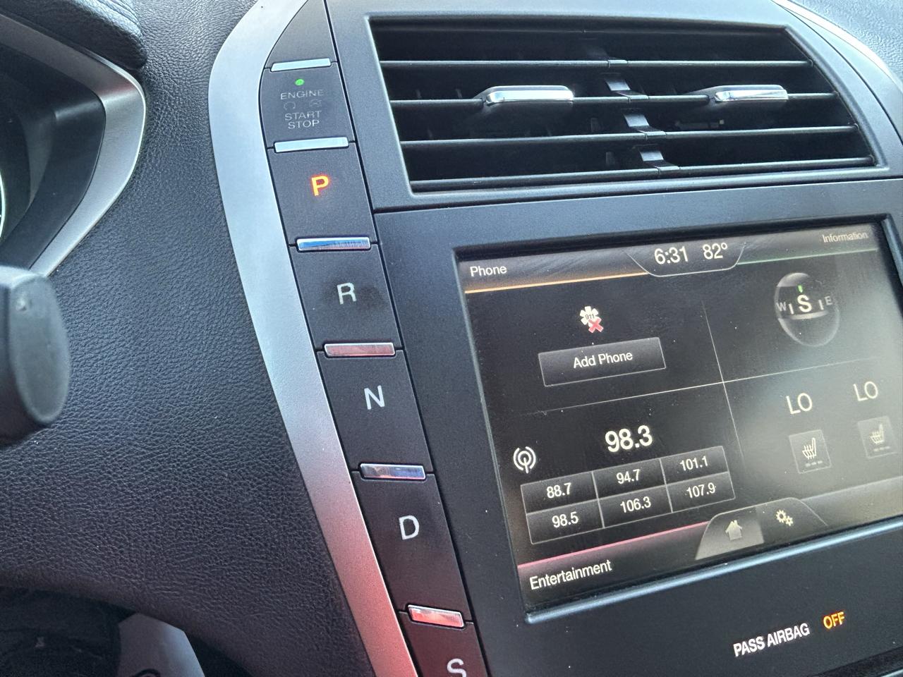 Lincoln MKZ 4dr Sdn FWD 2015