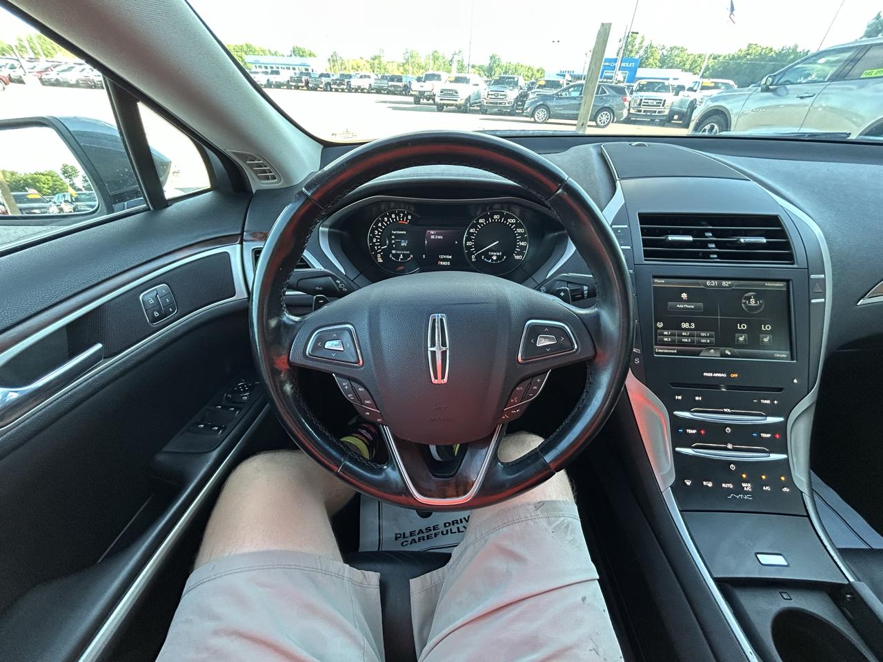 Lincoln MKZ 4dr Sdn FWD 2015