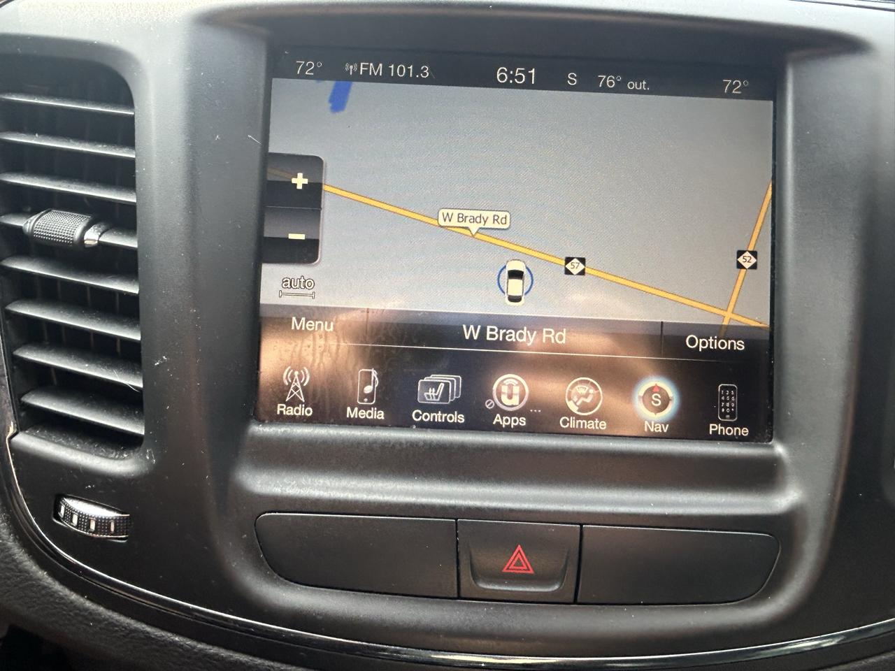 Chrysler 200 4dr Sdn S FWD 2015