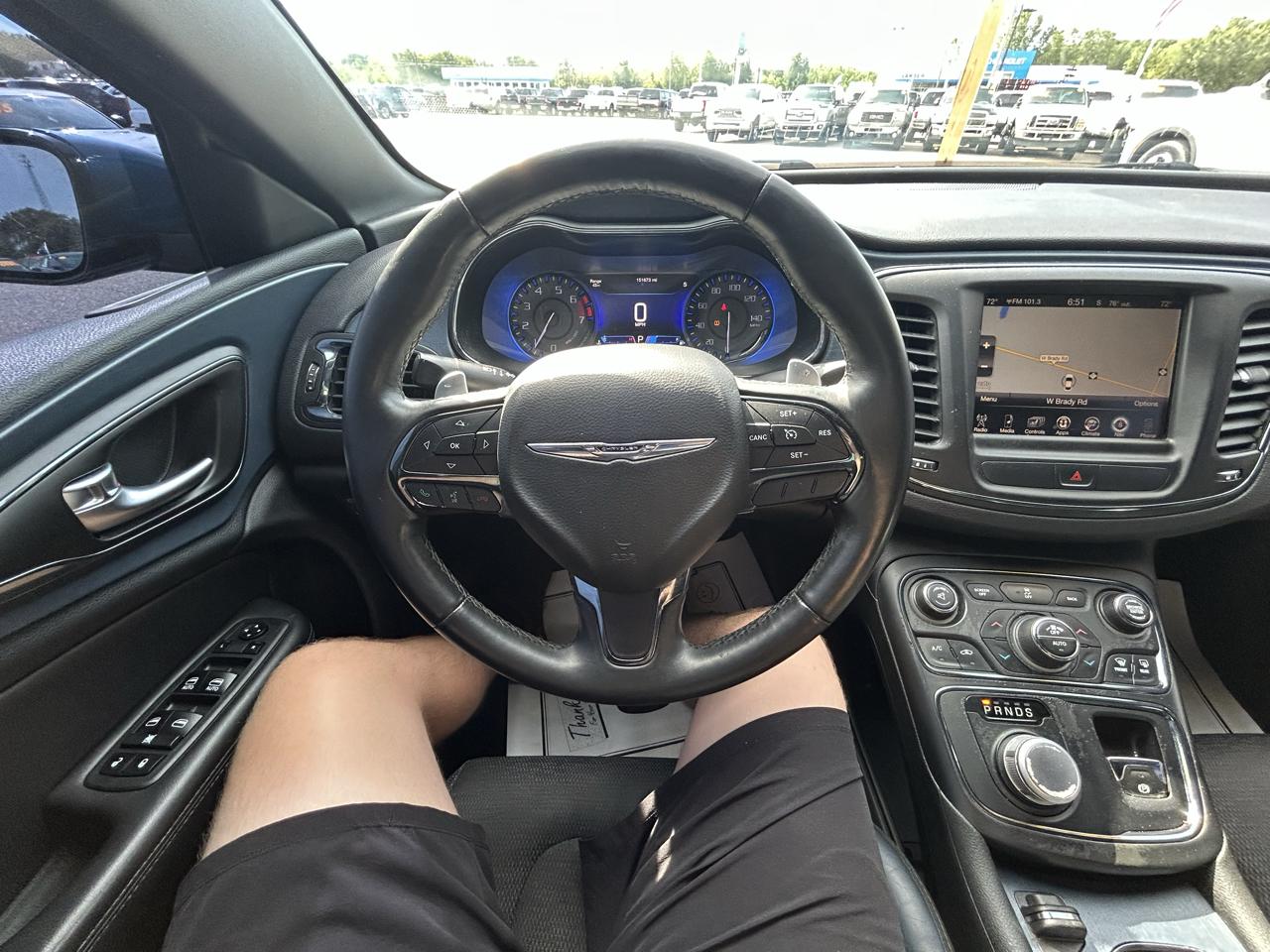 Chrysler 200 4dr Sdn S FWD 2015