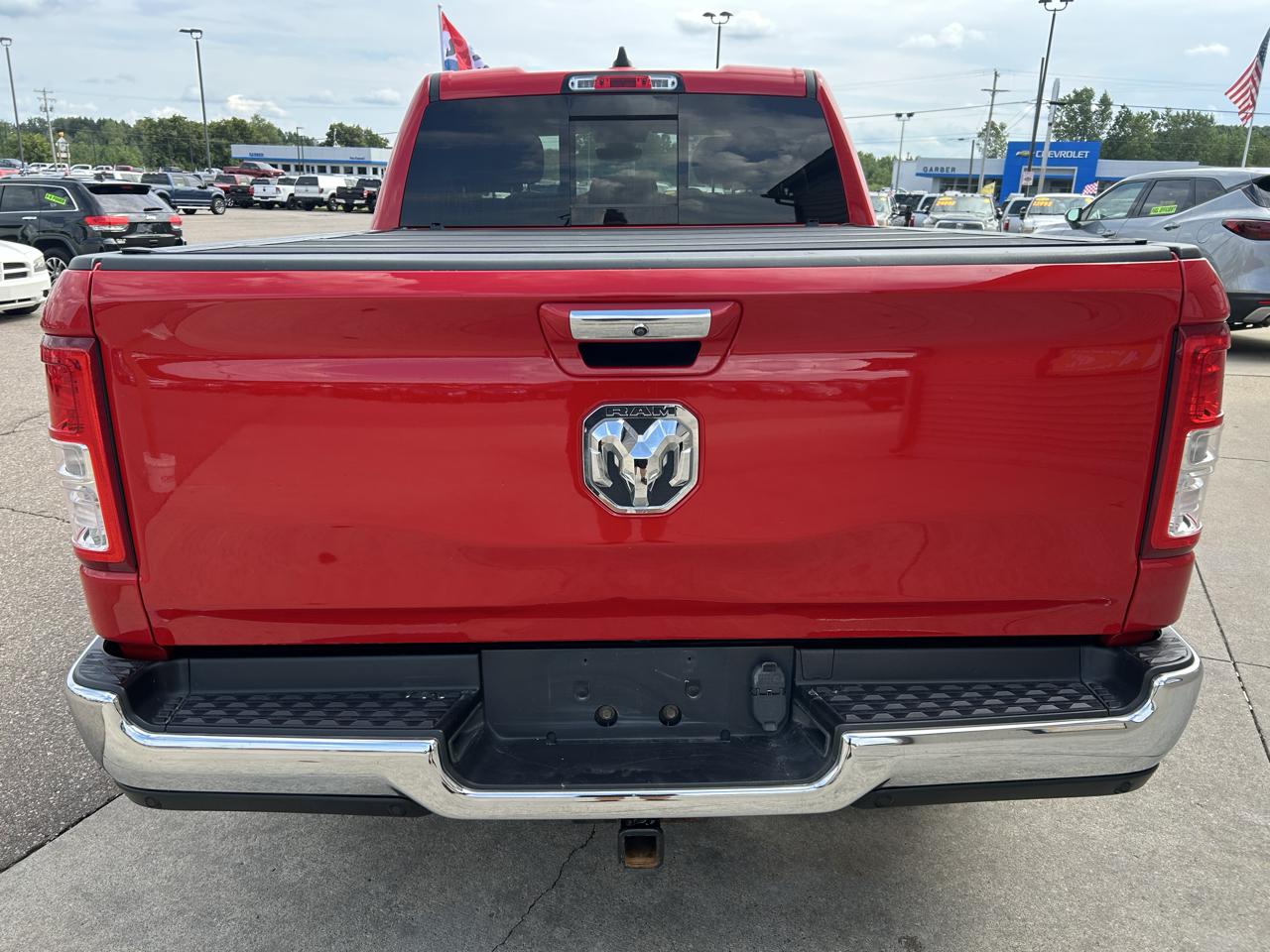 RAM 1500 Big Horn 4x4 Quad Cab 6'4" Box 2020