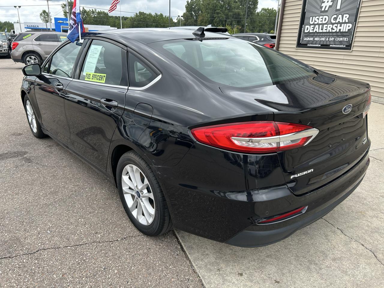 Ford Fusion SE FWD 2020