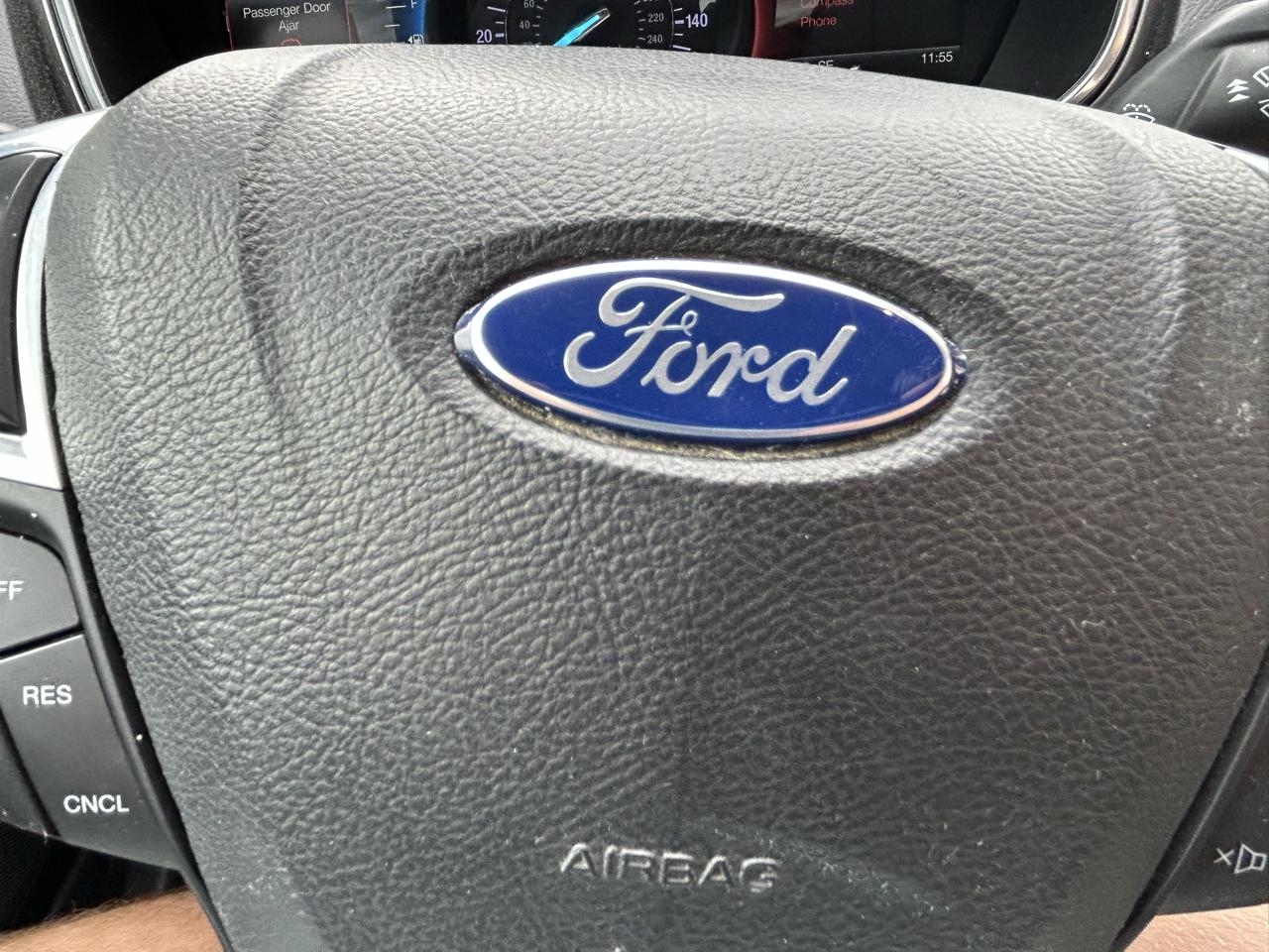 Ford Fusion SE FWD 2020