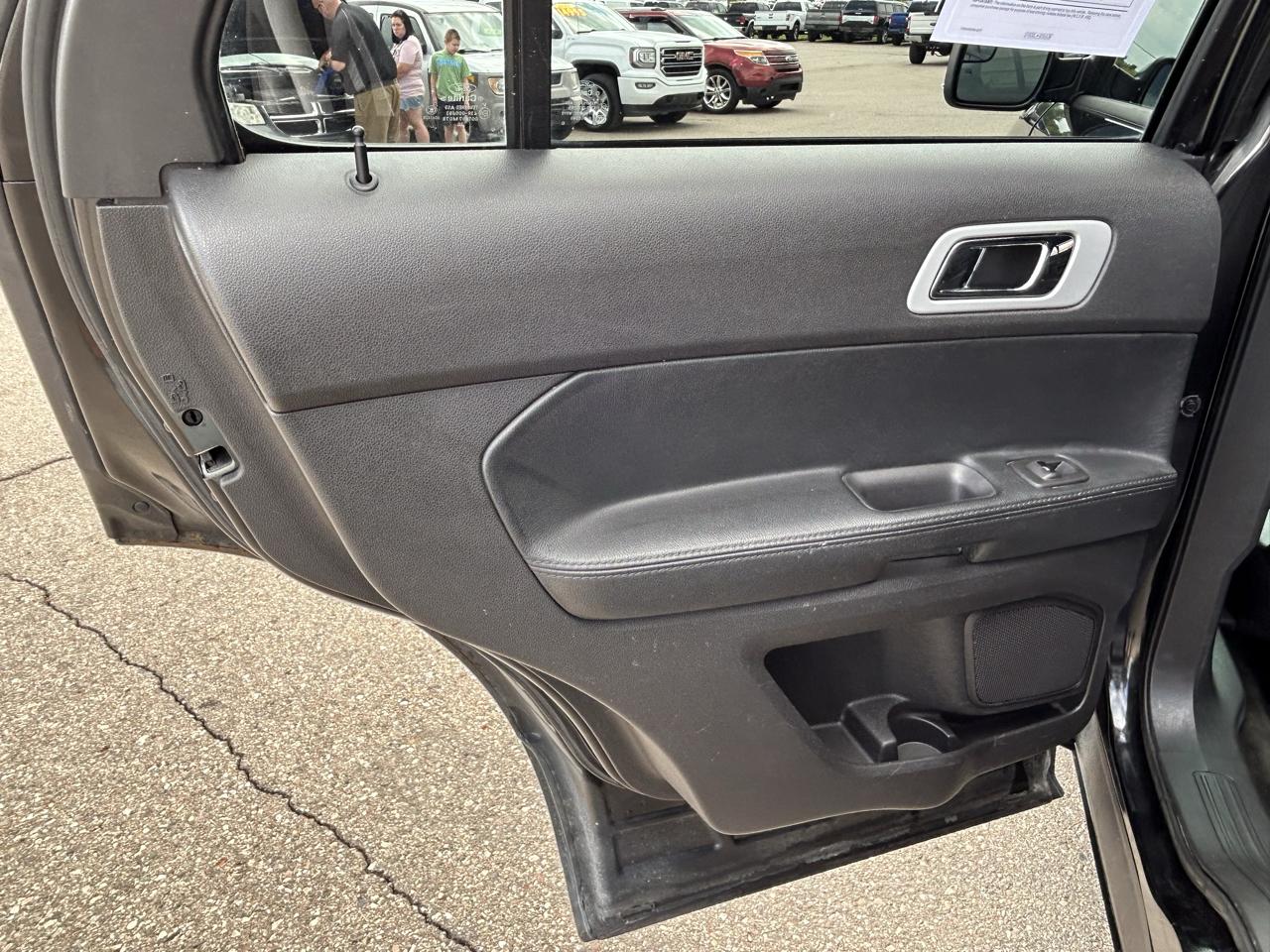 Ford Explorer 4WD 4dr XLT 2013