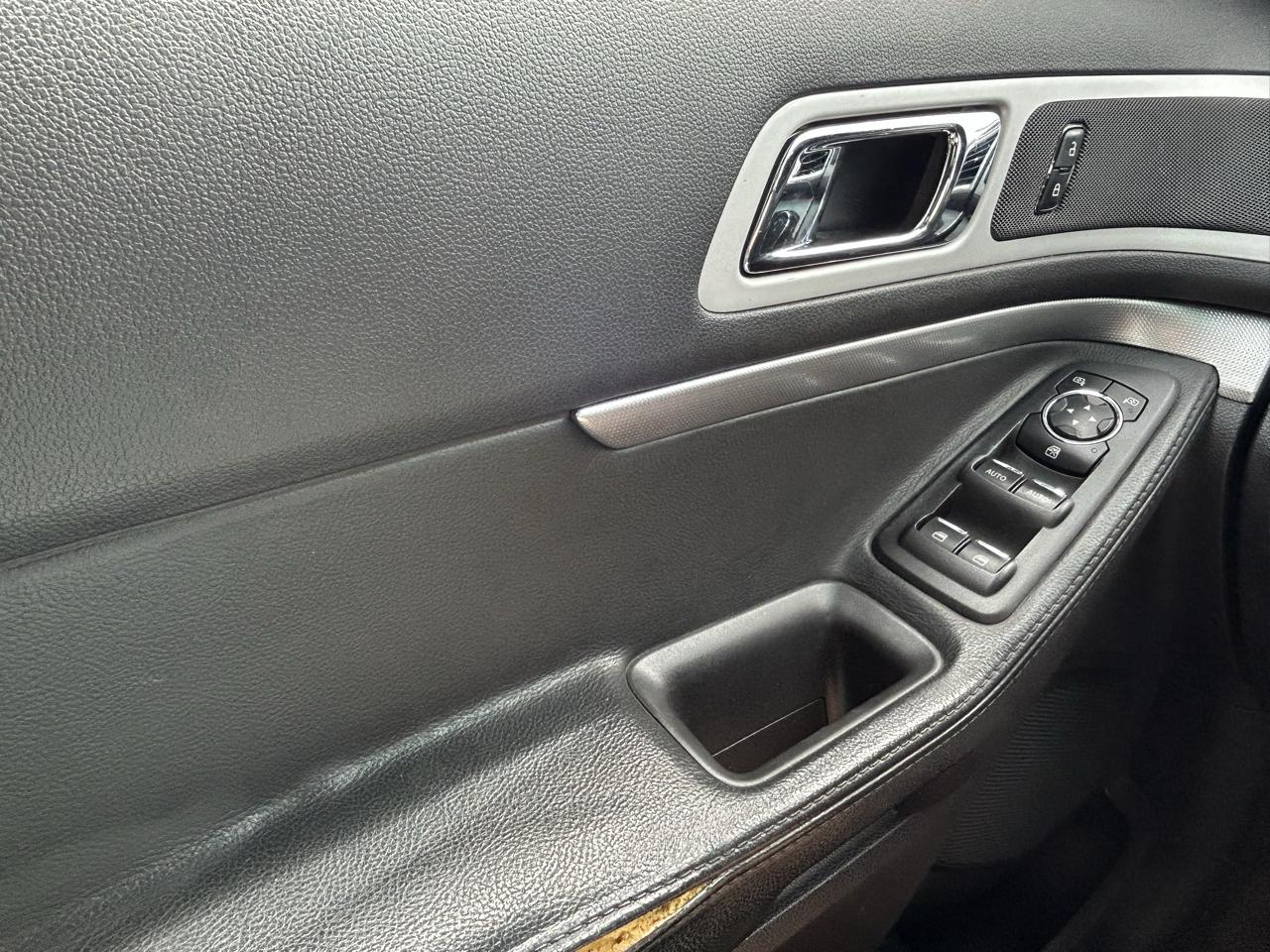 Ford Explorer 4WD 4dr XLT 2013