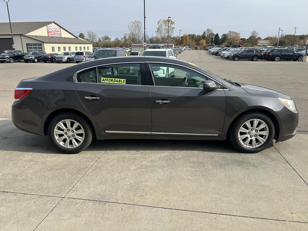 Buick LaCrosse 4dr Sdn Base FWD 2013