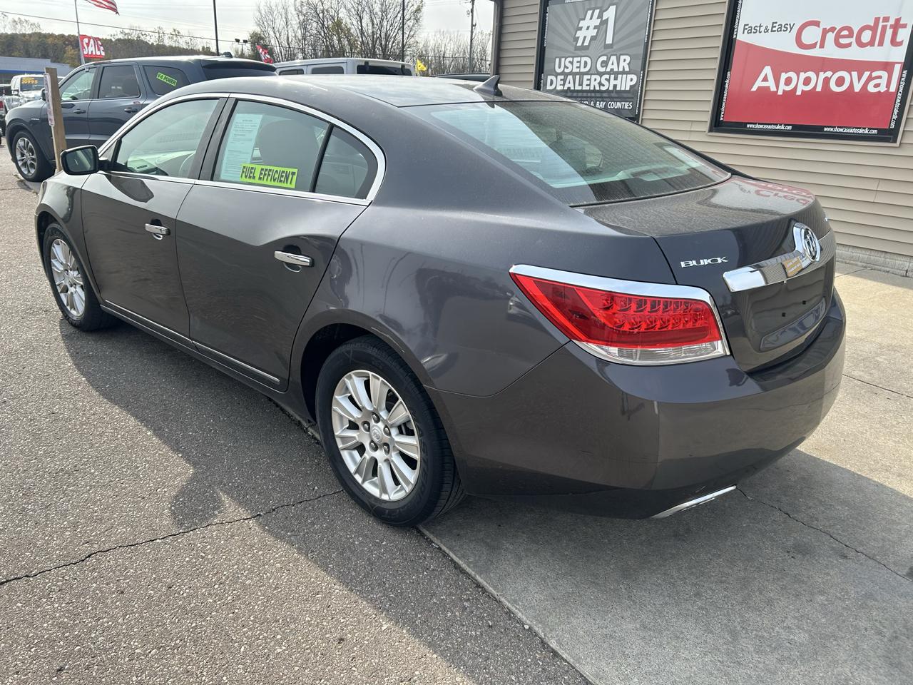 Buick LaCrosse 4dr Sdn Base FWD 2013
