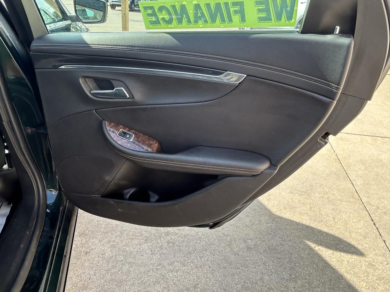 Chevrolet Impala 4dr Sdn LT w/2LT 2015