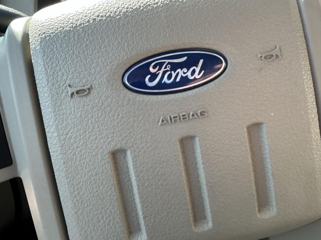 Ford Super Duty F-250 SRW 4WD Crew Cab 156" Lariat 2008