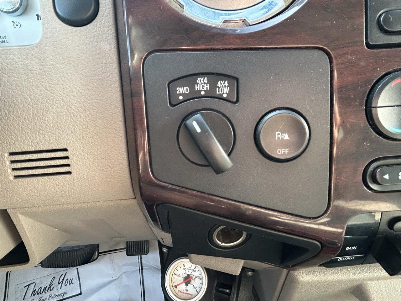 Ford Super Duty F-250 SRW 4WD Crew Cab 156" Lariat 2008