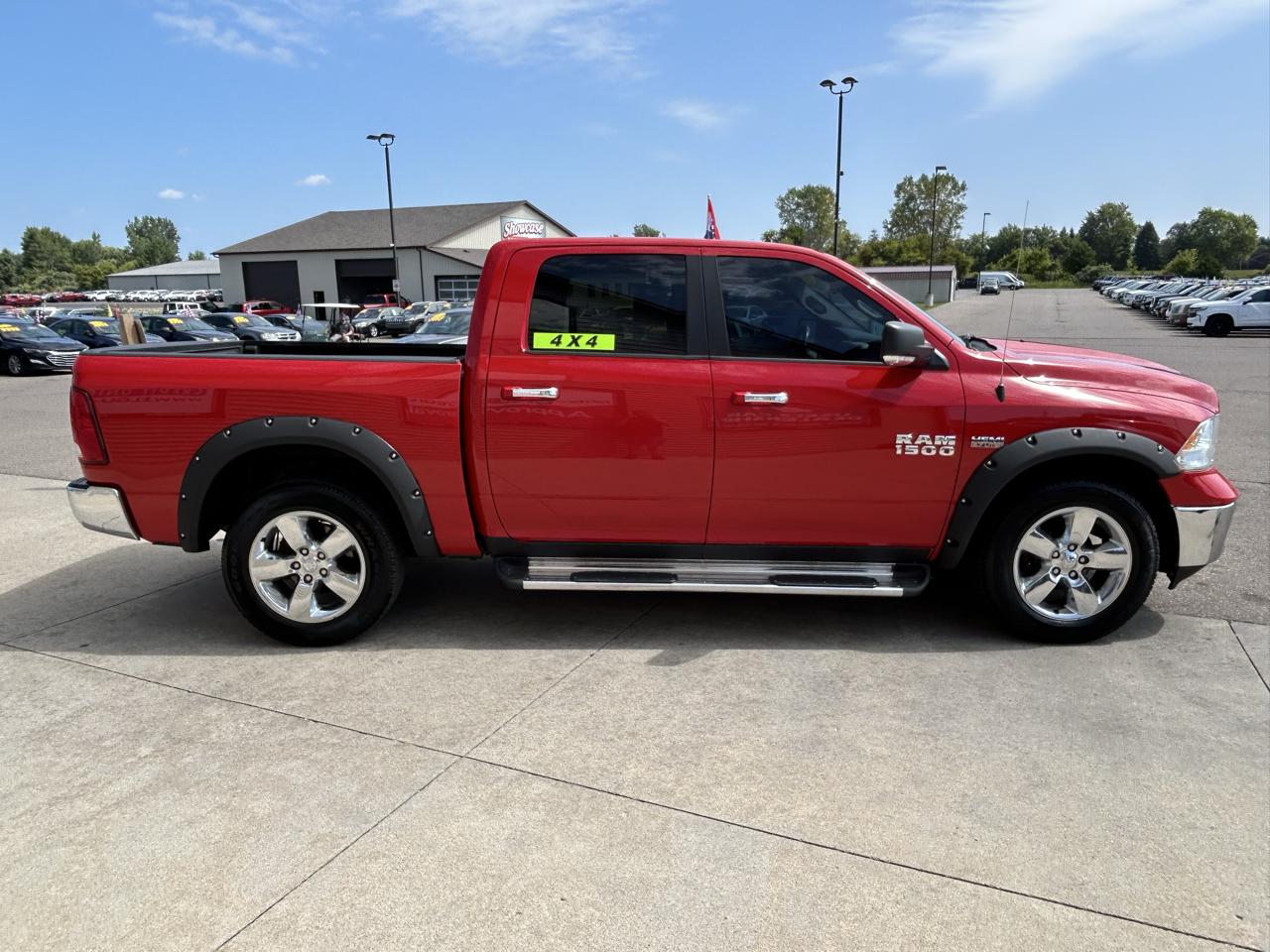 RAM 1500 4WD Crew Cab 140.5" Big Horn 2014