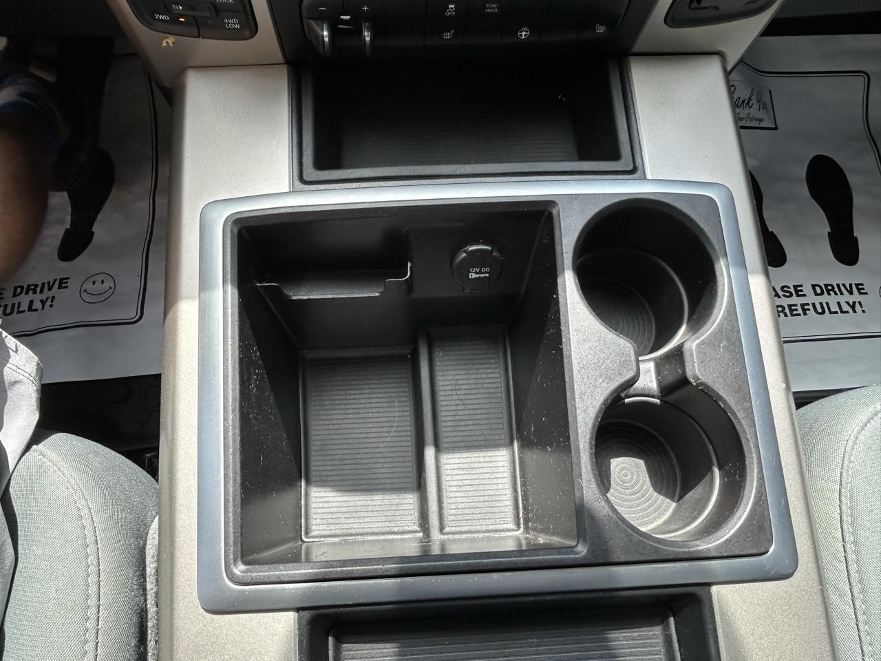 RAM 1500 4WD Crew Cab 140.5" Big Horn 2014