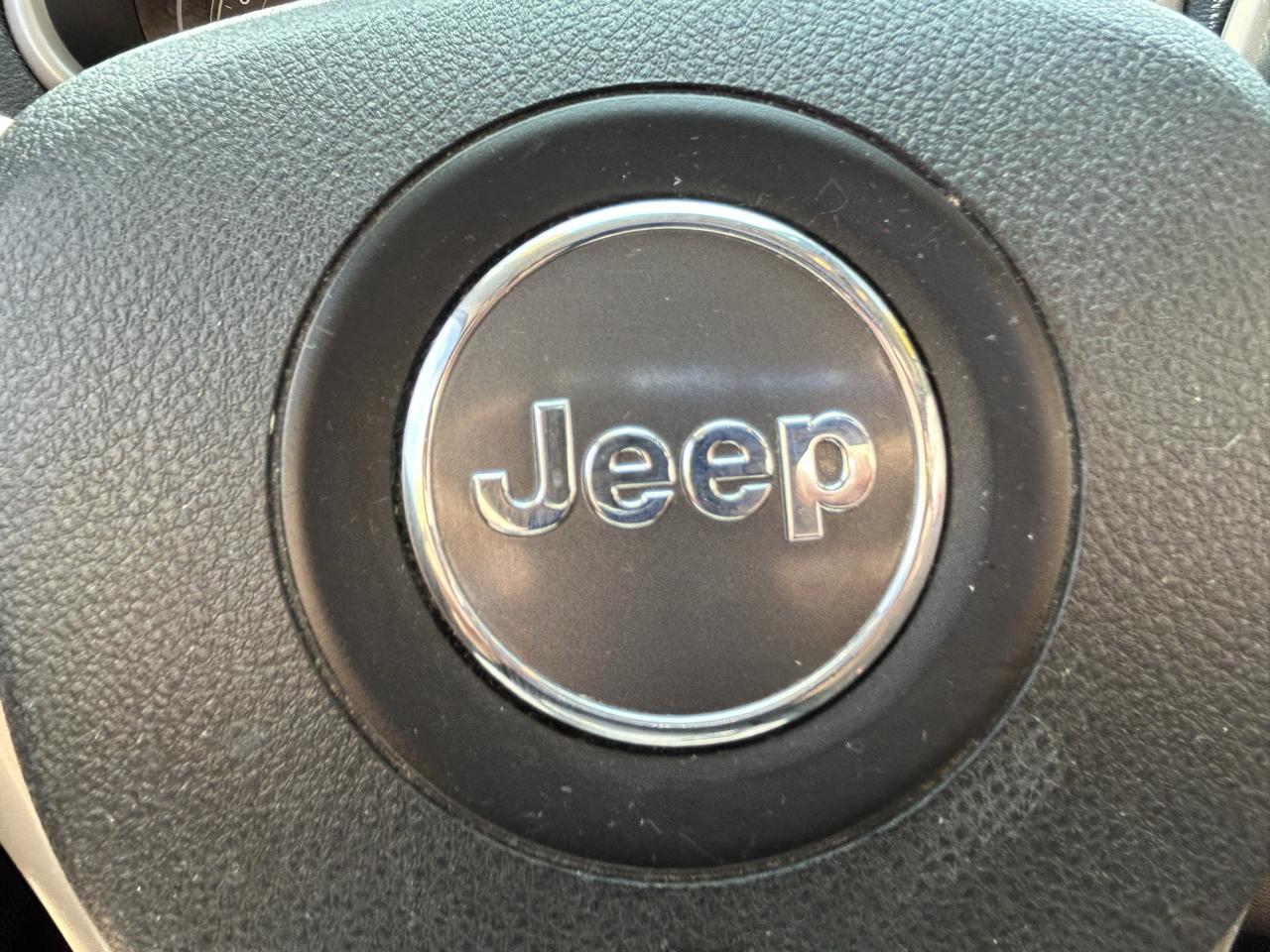Jeep Cherokee Latitude FWD 2017