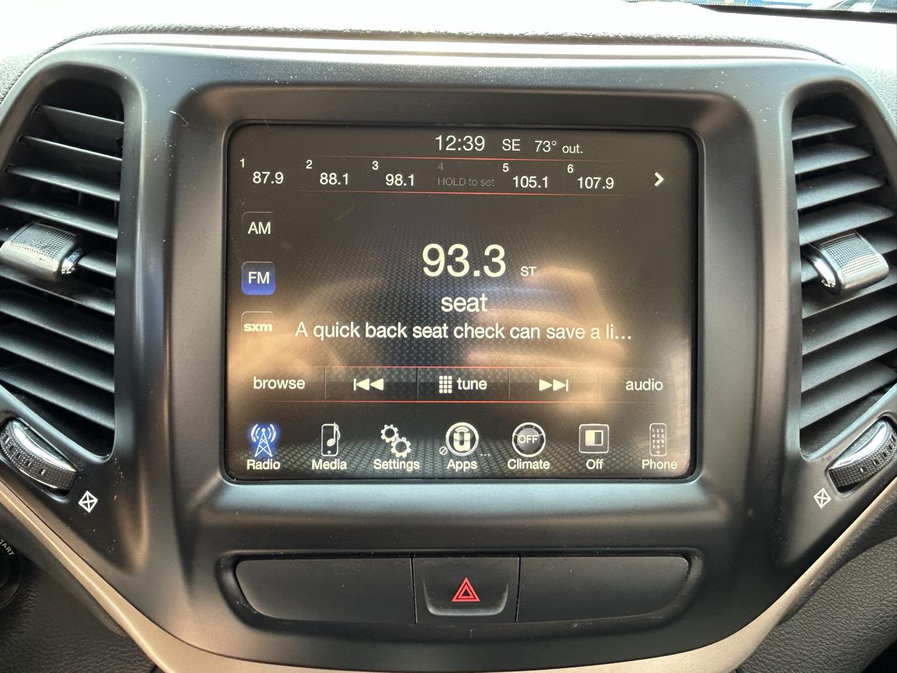 Jeep Cherokee Latitude FWD 2017