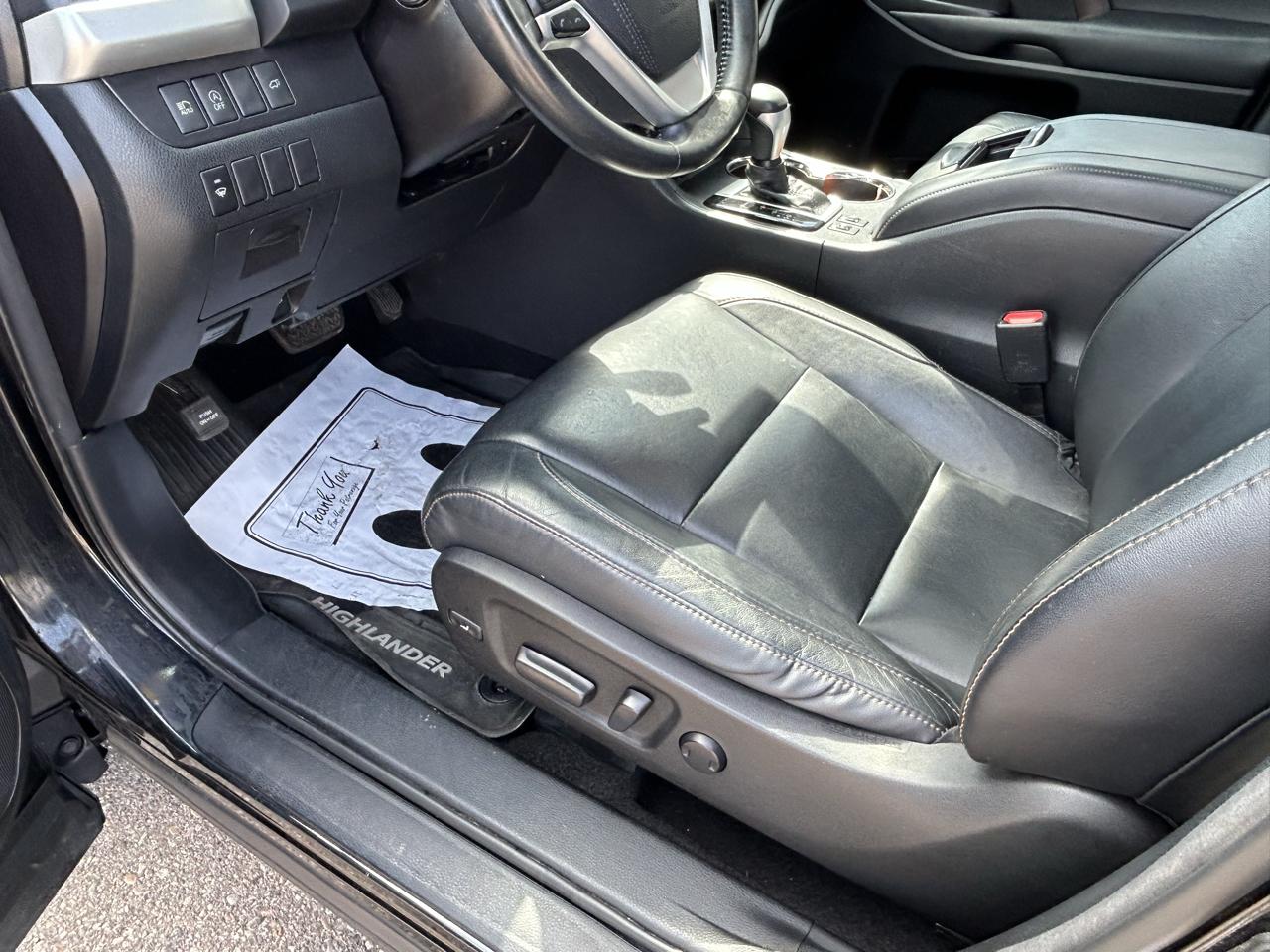 Toyota Highlander XLE V6 AWD (Natl) 2018