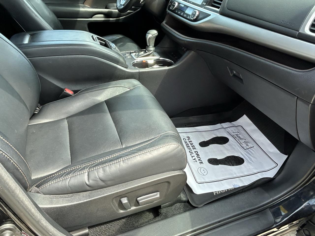 Toyota Highlander XLE V6 AWD (Natl) 2018