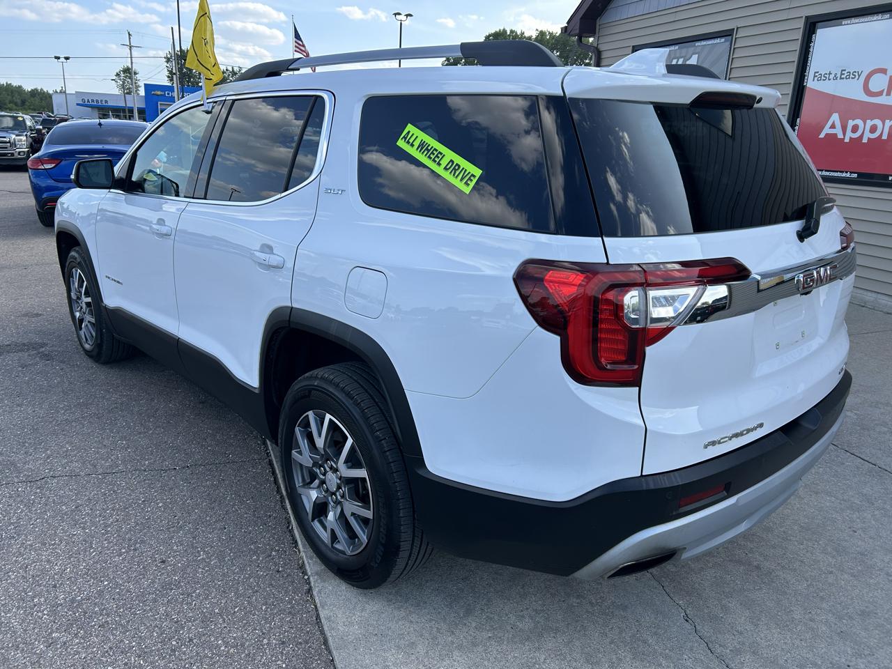 GMC Acadia AWD 4dr SLT 2023