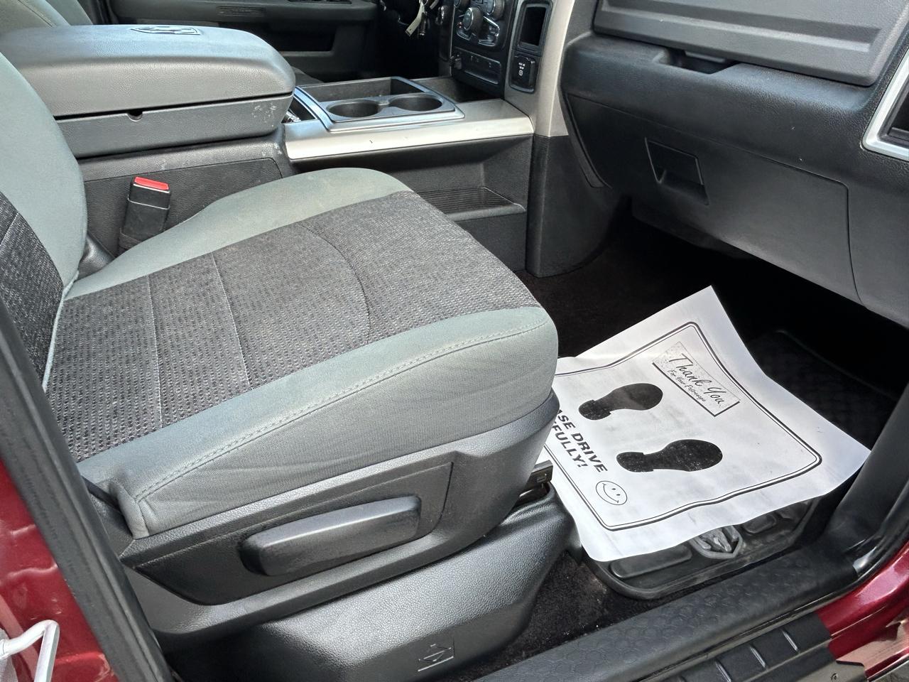 RAM 2500 4WD Crew Cab 149" SLT 2014