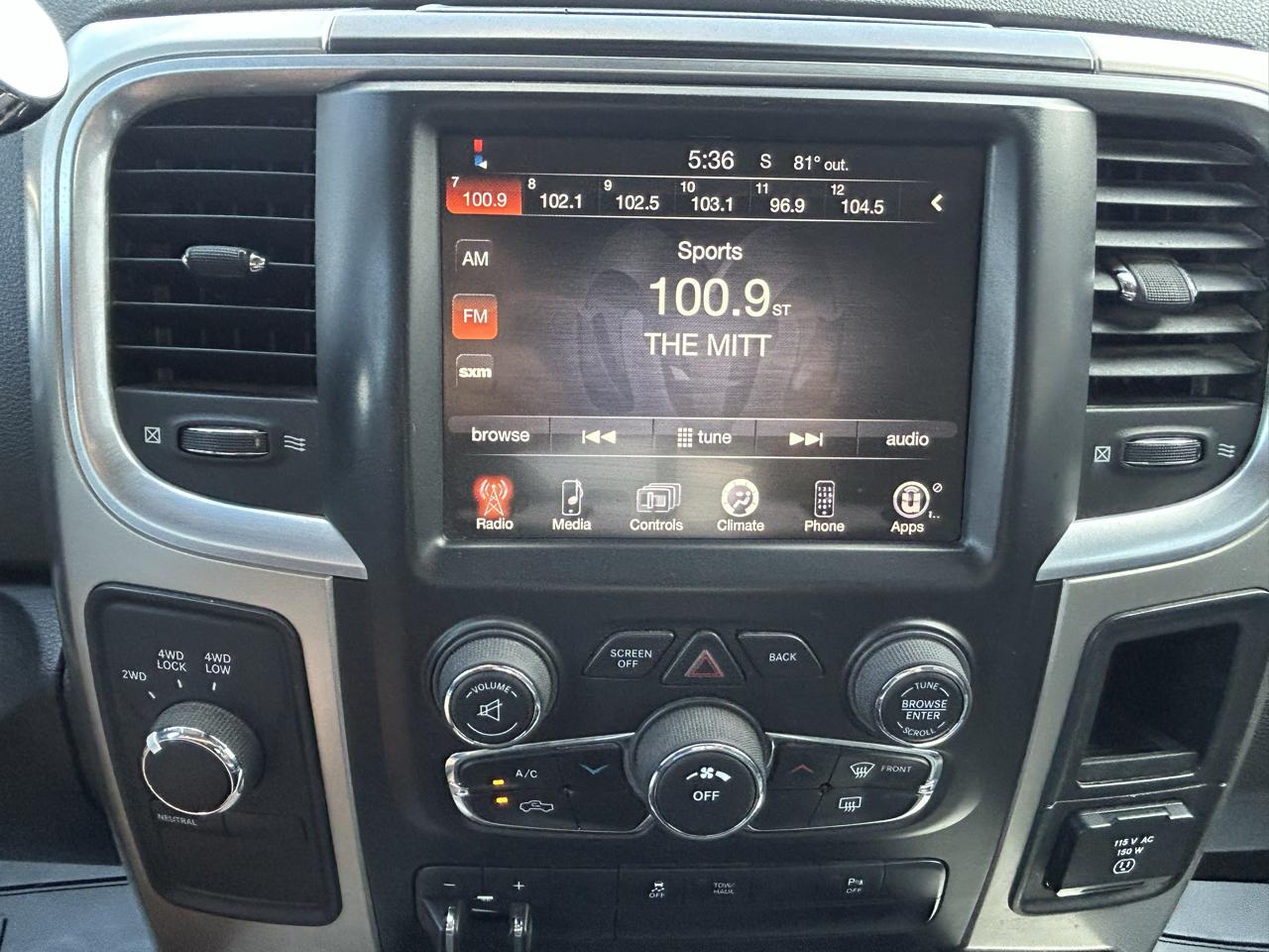 RAM 2500 4WD Crew Cab 149" SLT 2014