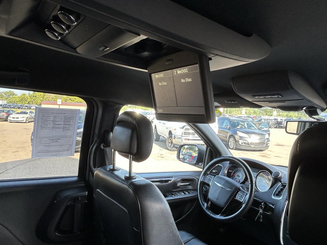 Chrysler Town & Country 4dr Wgn S 2014