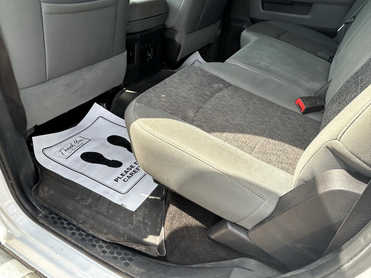 RAM 1500 4WD Crew Cab 140.5" Big Horn 2015