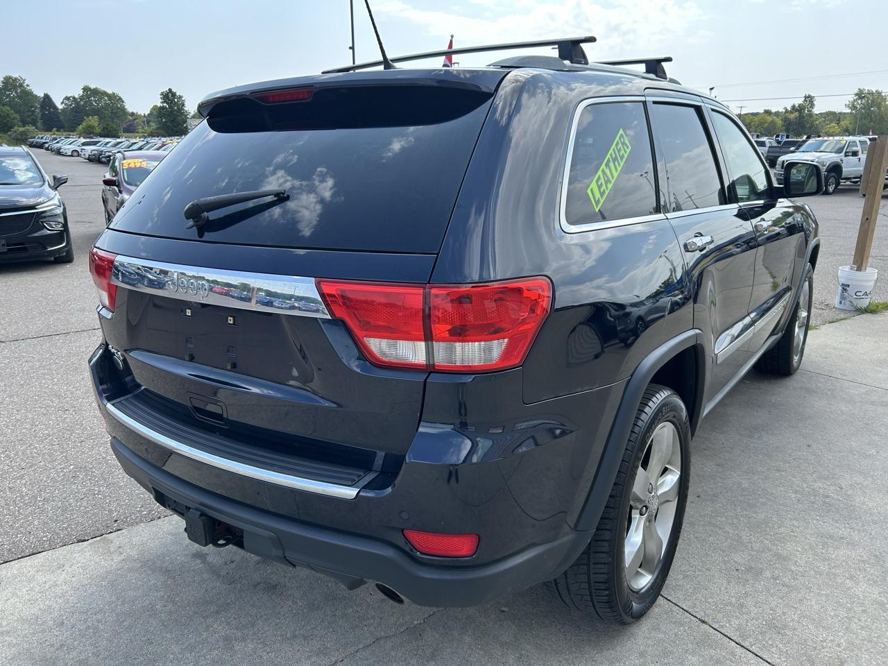 Jeep Grand Cherokee 4WD 4dr Overland 2011